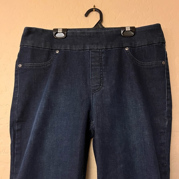 Chico’s Perfect Stretch Soft Jegging Capri Jeans - Picture 4 of 14